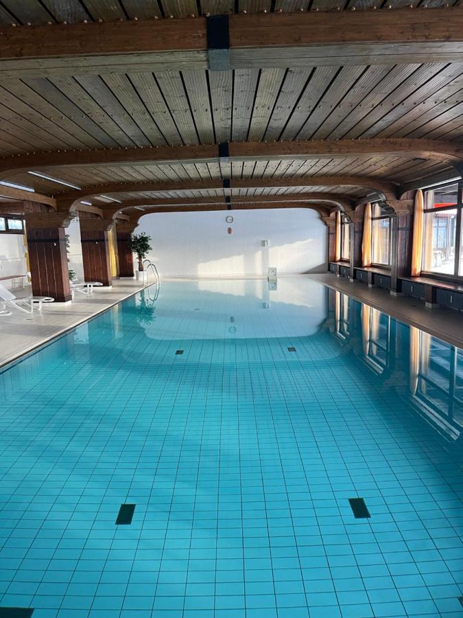 Apartment Annis Panoramablick Pool Sauna Tennis Schonach im Schwarzwald Bagian luar foto