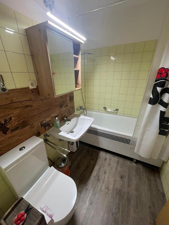 Apartment Annis Panoramablick Pool Sauna Tennis Schonach im Schwarzwald Bagian luar foto